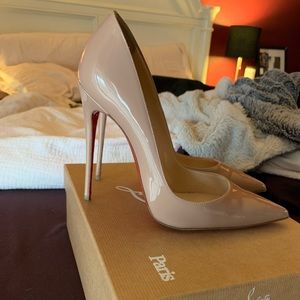 Christian Louboutin So Kate